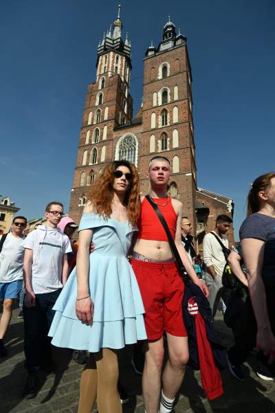 Tęczowy Kraków pokazał moc: Marsz Równości przeszedł przez miasto - zdjęcie 52