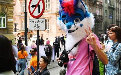 Tęczowy Kraków pokazał moc: Marsz Równości przeszedł przez miasto - zdjęcie 33