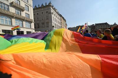 Tęczowy Kraków pokazał moc: Marsz Równości przeszedł przez miasto - zdjęcie 64