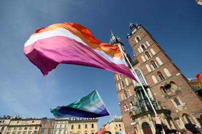 Tęczowy Kraków pokazał moc: Marsz Równości przeszedł przez miasto - zdjęcie 56