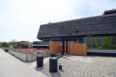 Hotel Forum: odzyskany przez mieszkańców i... przyrodę - zdjęcie 8