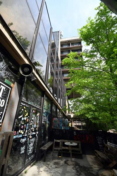 Hotel Forum: odzyskany przez mieszkańców i... przyrodę - zdjęcie 11