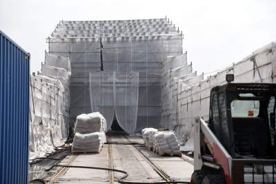 Zapakowali w folię most. To nie jest artystyczna instalacja - zdjęcie 4