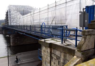 Zapakowali w folię most. To nie jest artystyczna instalacja - zdjęcie 6