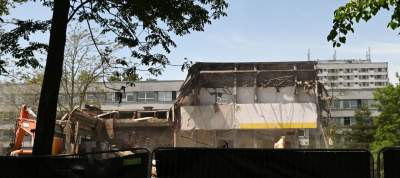 Tu była studencka stołówka, wielkie wyburzanie na miasteczku AGH - zdjęcie 14