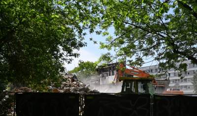 Tu była studencka stołówka, wielkie wyburzanie na miasteczku AGH - zdjęcie 15