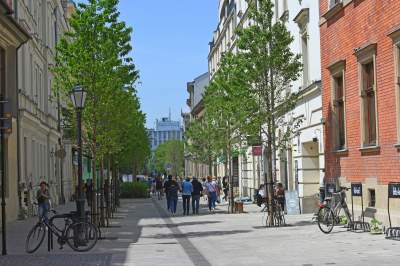 Piękna metamorfoza ulicy Krupniczej, pierwszy taki woonerf w Krakowie - zdjęcie 1