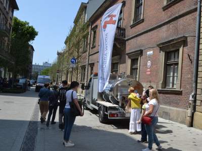 Koncerty, baloniki i autografy. Święto ulicy Krupniczej - zdjęcie 23