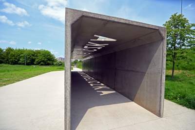 Betonowy tunel w parku Stacja Wisła: to dzieło sztuki - zdjęcie 1