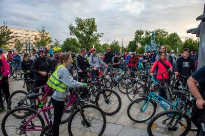 Prawie jak w Amsterdamie, rowerzyści "przegonili" samochody... - zdjęcie 20