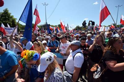 Marsz Wolności "od środka", w obiektywie Marka Lasyka - zdjęcie 5