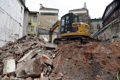 Tak wyburza się zabytkową kamienicę w Krakowie - zdjęcie 4