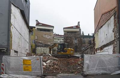 Tak wyburza się zabytkową kamienicę w Krakowie - zdjęcie 6
