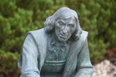 Kopernik na kampusie UJ. "Można obok niego usiąść, pogłaskać go" - zdjęcie 14