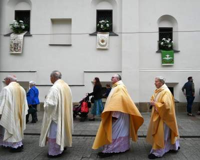 Sacrum-profanum, centralna procesja Bożego Ciała w Krakowie AD 2023 - zdjęcie 12