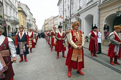 Sacrum-profanum, centralna procesja Bożego Ciała w Krakowie AD 2023 - zdjęcie 23
