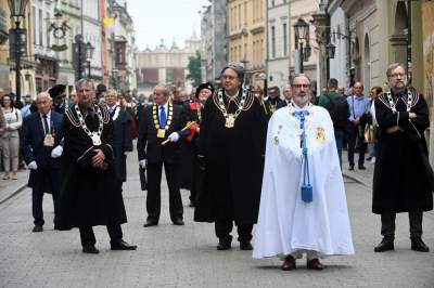 Sacrum-profanum, centralna procesja Bożego Ciała w Krakowie AD 2023 - zdjęcie 21
