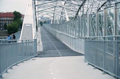 Imponująca nowa przeprawa kolejowa na Wiśle, jest też kładka pieszo-rowerowa - zdjęcie 36