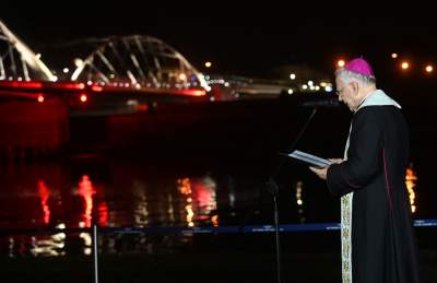 Imponująca nowa przeprawa kolejowa na Wiśle, jest też kładka pieszo-rowerowa - zdjęcie 11