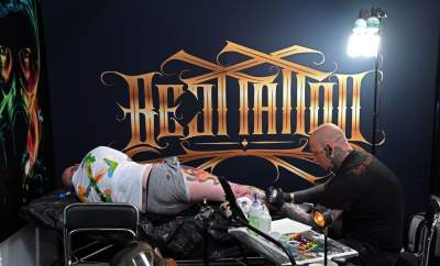 Oto najmodniejsze obecnie tatuaże, festiwalowe szaleństwo w Krakowie - zdjęcie 45