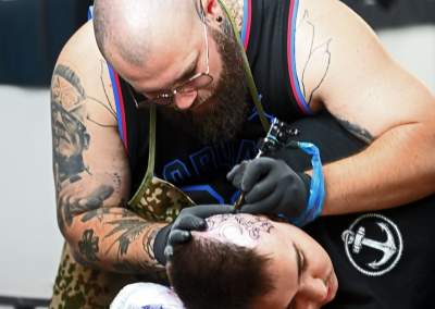 Oto najmodniejsze obecnie tatuaże, festiwalowe szaleństwo w Krakowie - zdjęcie 14