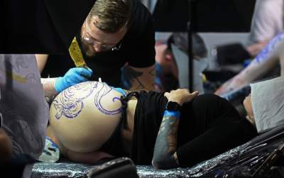 Oto najmodniejsze obecnie tatuaże, festiwalowe szaleństwo w Krakowie - zdjęcie 6