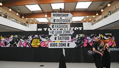 Oto najmodniejsze obecnie tatuaże, festiwalowe szaleństwo w Krakowie - zdjęcie 23