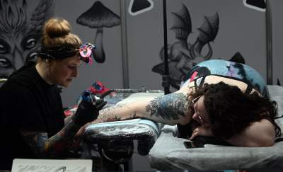 Oto najmodniejsze obecnie tatuaże, festiwalowe szaleństwo w Krakowie - zdjęcie 15