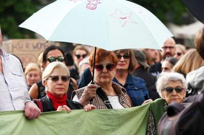 Ani jednej więcej, protest w Krakowie po śmierci ciężarnej Doroty - zdjęcie 24