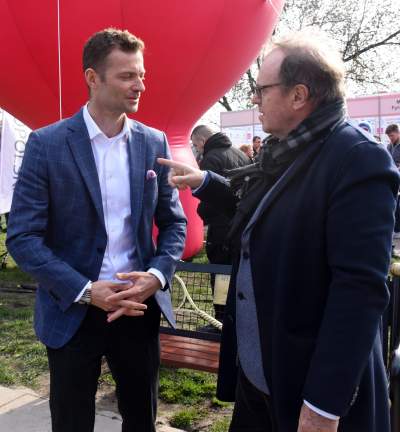 A tymczasem na ławeczce w Krakowie: Radwańska, Fibak... - zdjęcie 17