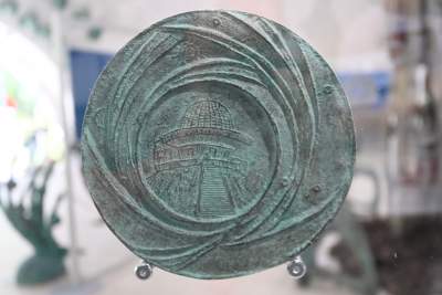 Intrygująca wystawa w parku Decjusza, kosmiczne rzeźby Bronisława Chromego - zdjęcie 8