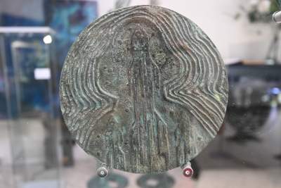 Intrygująca wystawa w parku Decjusza, kosmiczne rzeźby Bronisława Chromego - zdjęcie 6