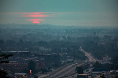 Tak zaczął się na kopcu Kraka najdłuższy dzień w roku, piękny wschód Słońca - zdjęcie 5