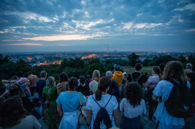 Tak zaczął się na kopcu Kraka najdłuższy dzień w roku, piękny wschód Słońca - zdjęcie 2