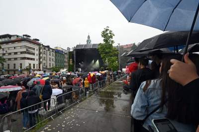 Wianki zatopione w deszczu, ale humory i tak dopisywały - zdjęcie 29