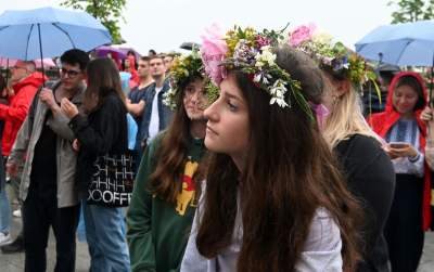 Wianki zatopione w deszczu, ale humory i tak dopisywały - zdjęcie 4