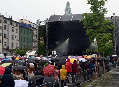 Wianki zatopione w deszczu, ale humory i tak dopisywały - zdjęcie 28