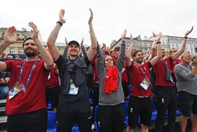 Dziwaczne zawody na Rynku, tę dyscyplinę wymyślili Węgrzy - zdjęcie 4