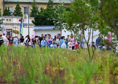 Krakowianie pokochali nowy park im. Wisławy Szymborskiej, zachwycające miejsce - zdjęcie 12