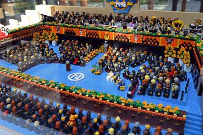 Nobel dla Szymborskiej w wersji Lego... - zdjęcie 4