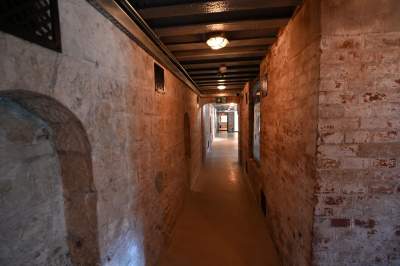 Taką "betonozę" bardzo lubimy, nowe muzeum w Krakowie zaprasza - zdjęcie 21