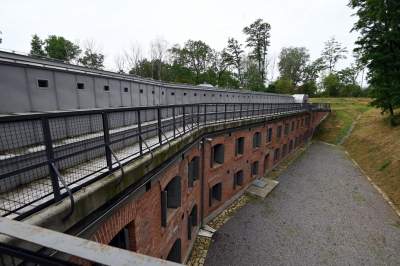 Taką "betonozę" bardzo lubimy, nowe muzeum w Krakowie zaprasza - zdjęcie 6