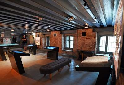 Taką "betonozę" bardzo lubimy, nowe muzeum w Krakowie zaprasza - zdjęcie 25