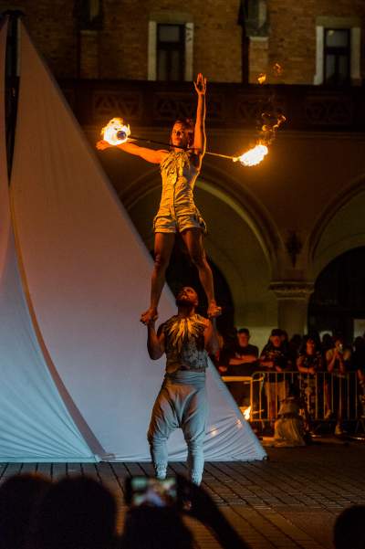 Ognisty spektakl na Rynku, dziś też będzie co oglądać - zdjęcie 9