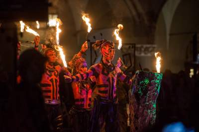 To był spektakularny weekend w Krakowie, za nami festiwal teatrów ulicznych - zdjęcie 3