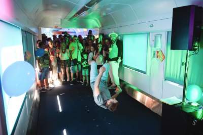 Na pokładzie tych pociągów dzieją się rzeczy niesamowite! - zdjęcie 1