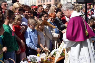 Wyjątkowa święconka na krakowskim Rynku - zdjęcie 11