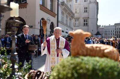 Wyjątkowa święconka na krakowskim Rynku - zdjęcie 8