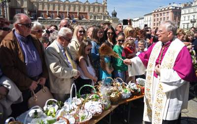 Wyjątkowa święconka na krakowskim Rynku - zdjęcie 12