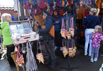 Odpust Emaus: krakowianie uwielbiają ten kicz - zdjęcie 17